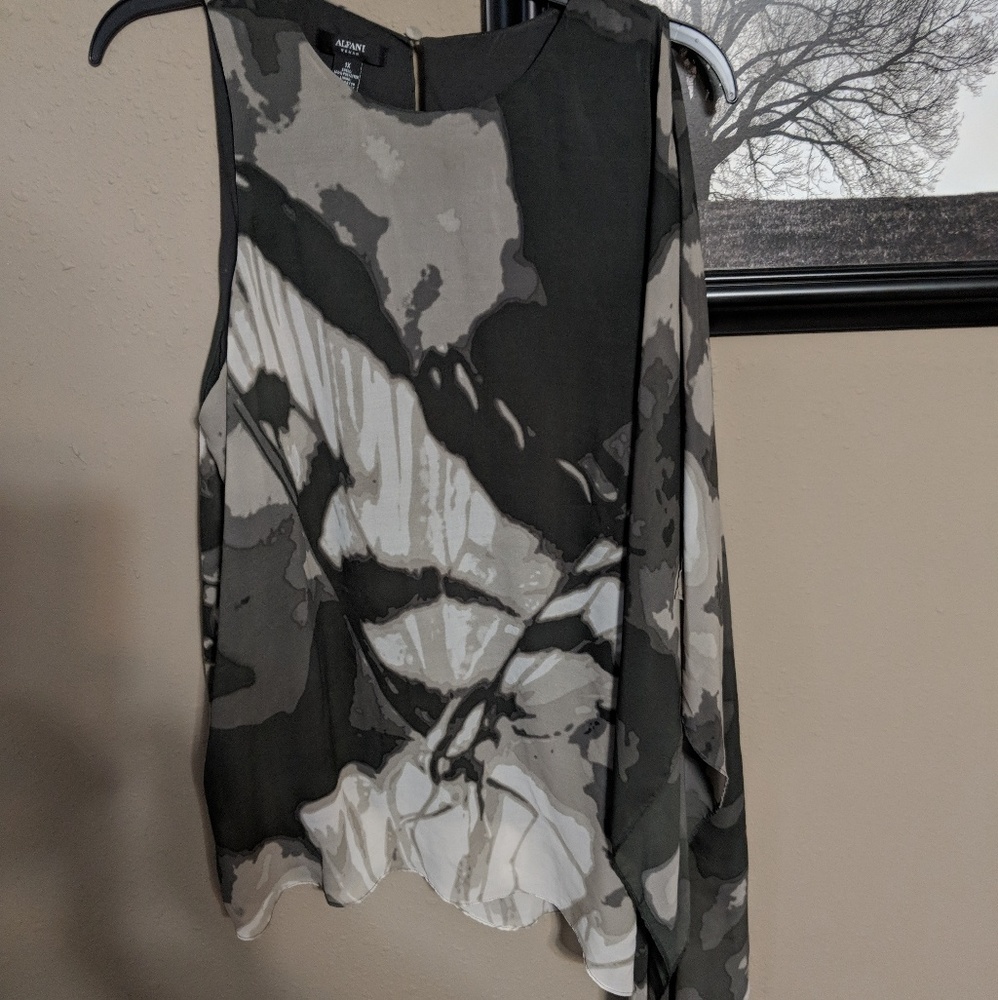 Amazing asymmetrical blouse